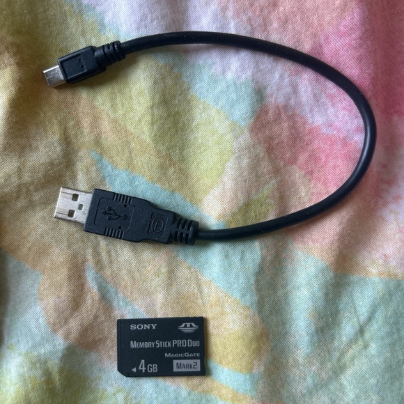 Sony Cybershot DSC-S930 Silver 10.1MP digital compact camera WORKing FULL Set - Picture 4 of 4